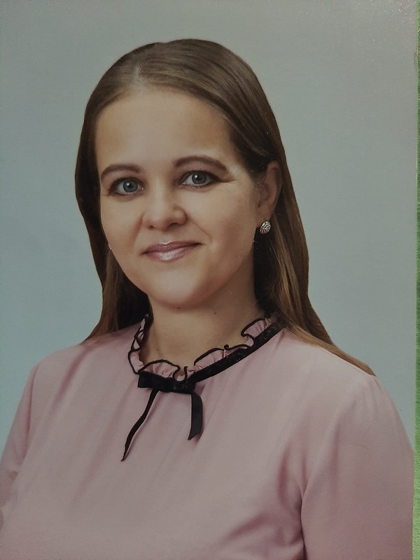 Комарова Светлана Александровна.